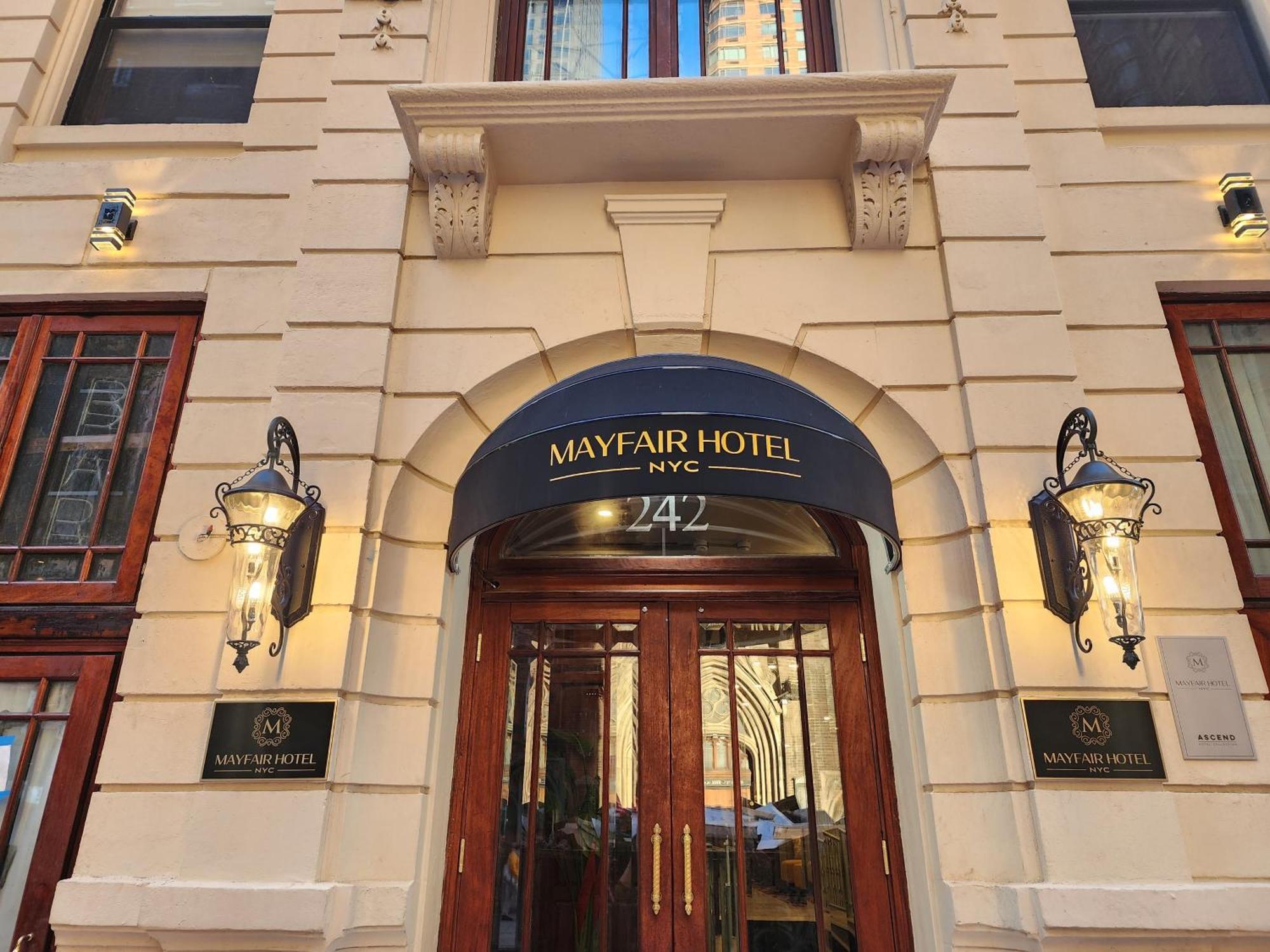 The Mayfair Hotel Times Square, Ascend Hotel Collection Ню Йорк Екстериор снимка