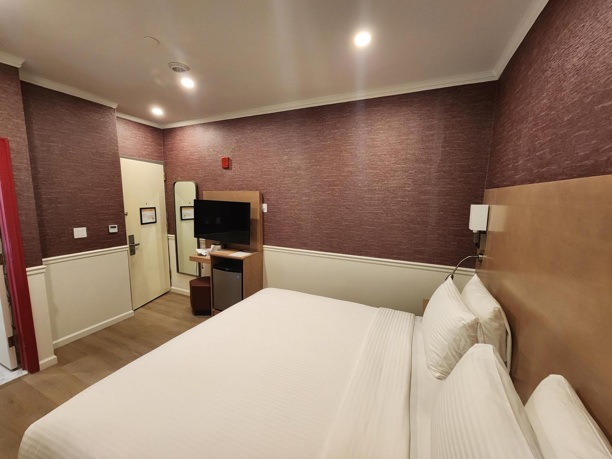 The Mayfair Hotel Times Square, Ascend Hotel Collection Ню Йорк Екстериор снимка