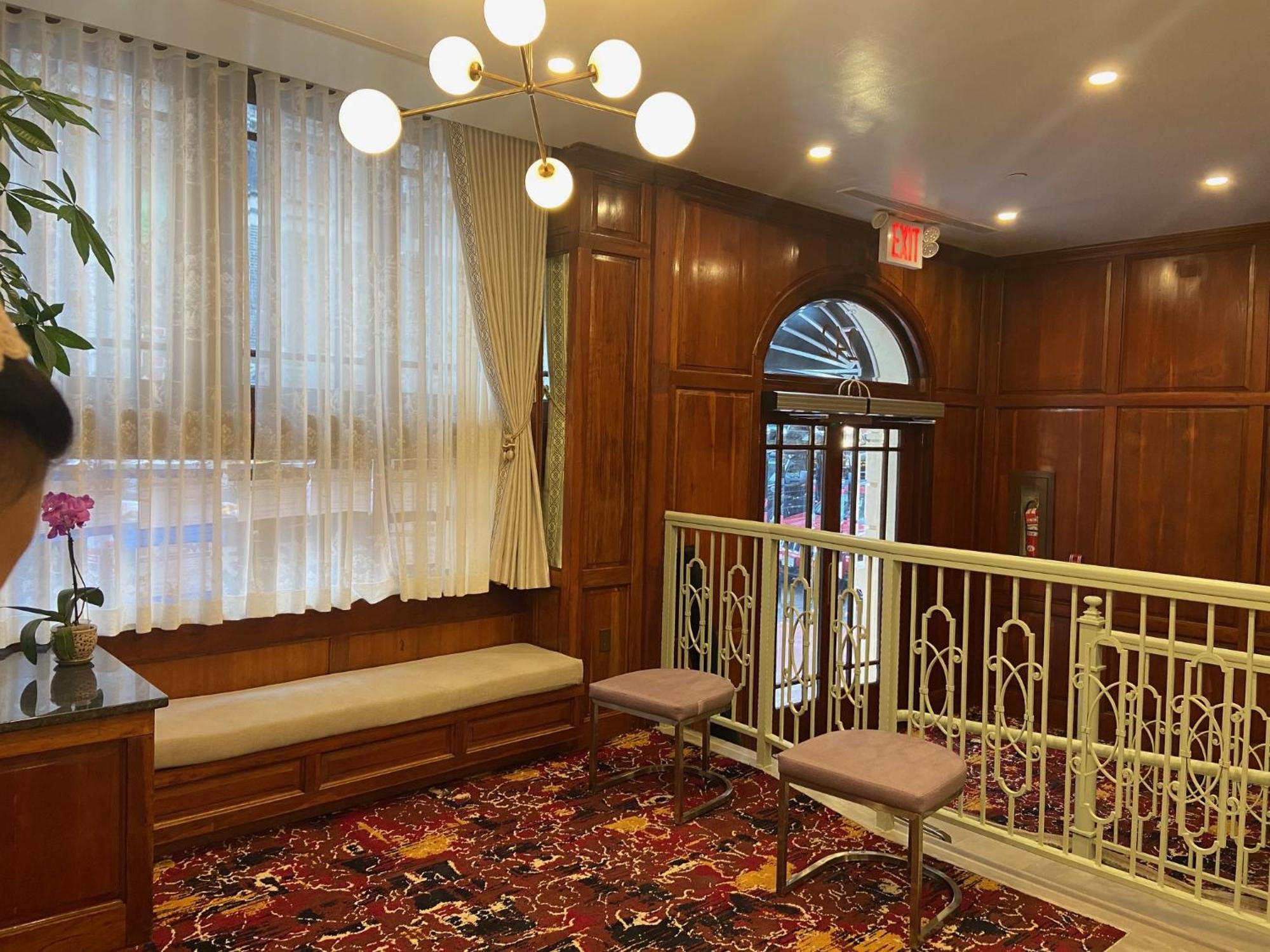 The Mayfair Hotel Times Square, Ascend Hotel Collection Ню Йорк Екстериор снимка