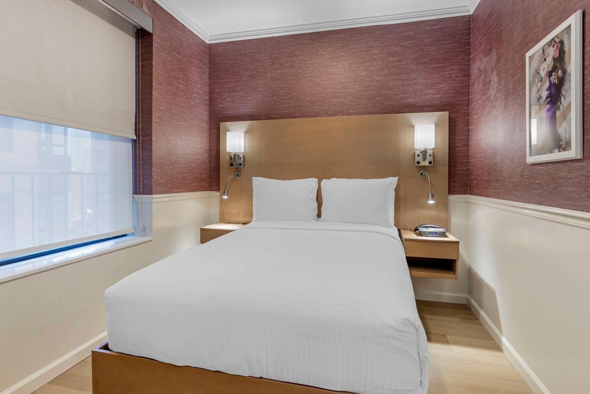The Mayfair Hotel Times Square, Ascend Hotel Collection Ню Йорк Екстериор снимка
